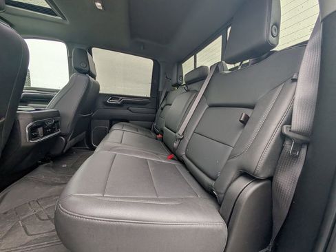 Used 2024 Chevrolet Silverado 2500 LTZ w/ LTZ Plus Package AWD/4WD image 10