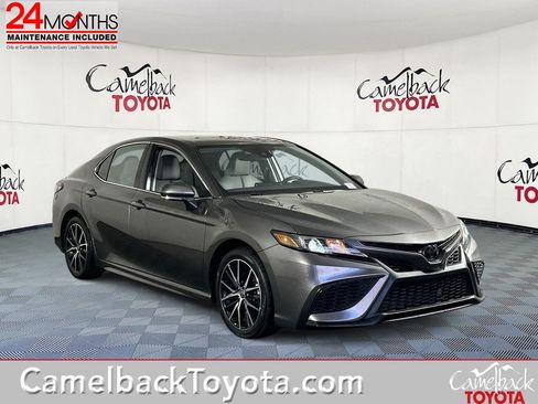 Used 2024 Toyota Camry SE FWD image 1