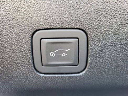 New 2026 Chevrolet Tahoe Premier image 8