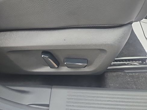 Used 2023 Nissan Rogue SL AWD/4WD image 26