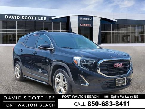 Used 2018 GMC Terrain SLE w/ Driver Convenience Package FWD image 1