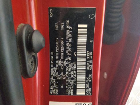 Used 2021 Toyota 4Runner SR5 RWD image 33