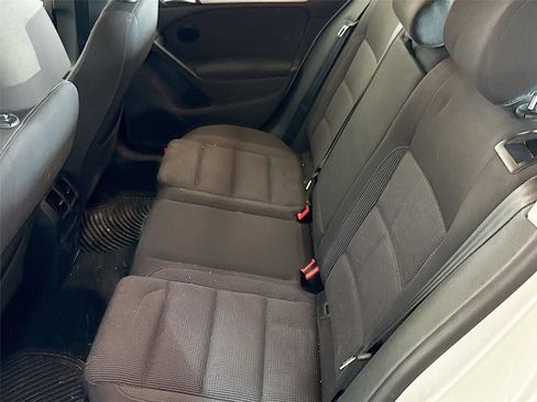 Used 2013 Volkswagen Golf TDI image 5