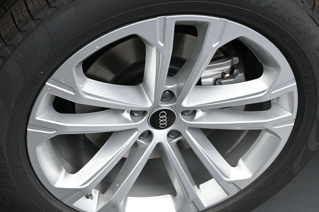 New 2026 Audi Q7 2.0T Premium Plus AWD/4WD image 21