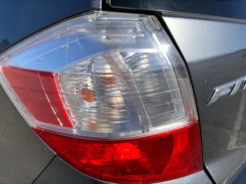 Used 2012 Honda Fit Sport image 26