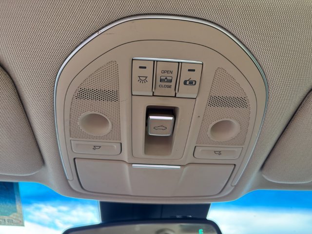 Used 2015 Hyundai Genesis 3.8 w/ Option Group 02 RWD image 22