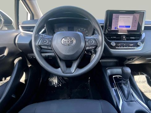 Used 2024 Toyota Corolla LE FWD image 6