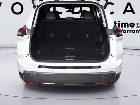 Used 2024 Nissan Rogue SL w/ SL Premium Package image 39