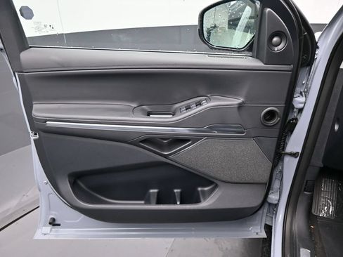 New 2026 Lincoln Navigator Reserve AWD/4WD image 19