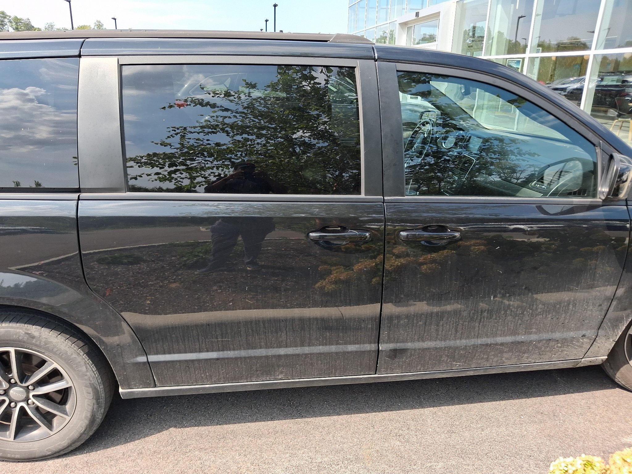 Used 2019 Dodge Grand Caravan GT FWD image 4