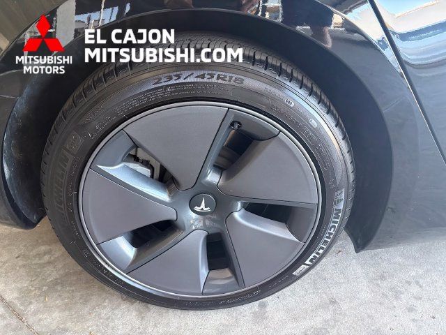 Used 2022 Tesla Model 3 RWD image 17