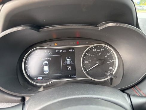 New 2025 Nissan Versa SR image 15