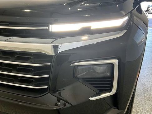Used 2025 Chevrolet Traverse LT AWD/4WD image 34