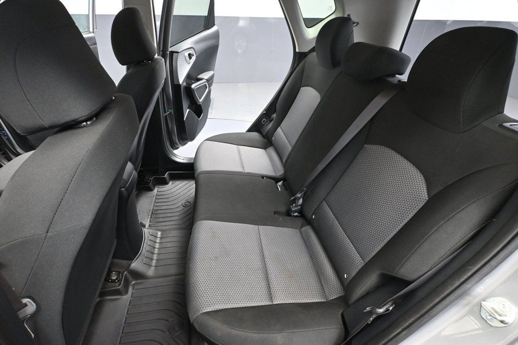 Used 2023 Kia Soul LX w/ LX Technology Package FWD image 30