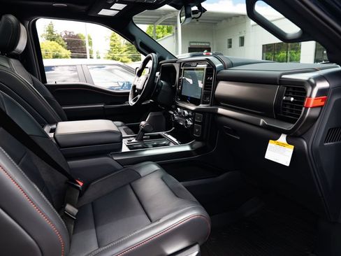 Used 2025 Ford F150 Raptor AWD/4WD image 30