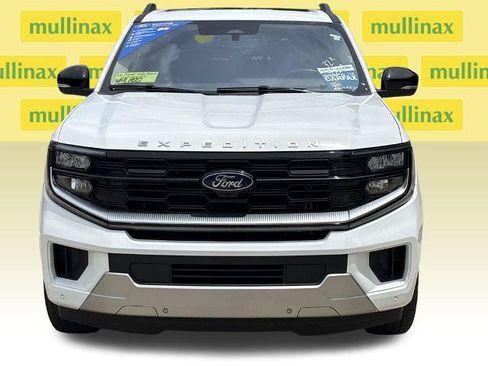 Certified 2025 Ford Expedition Max Platinum AWD/4WD image 15