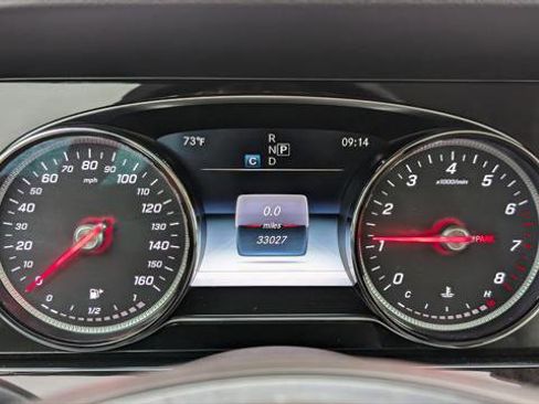 Used 2018 Mercedes-Benz E 400 E 400 image 21