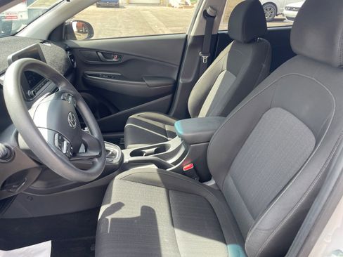 Used 2022 Hyundai Kona SEL image 12