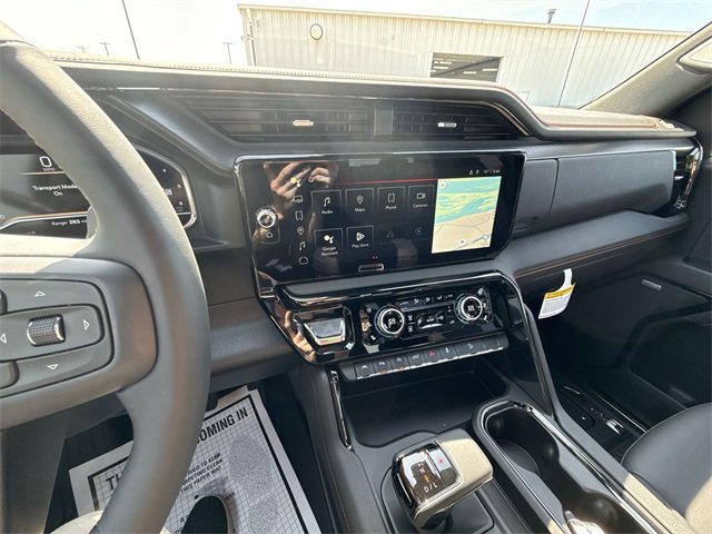 Used 2025 GMC Sierra 1500 AT4 w/ AT4 Premium Package AWD/4WD image 13