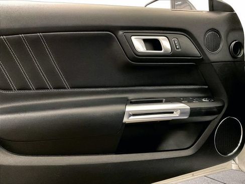 Used 2022 Ford Mustang Premium RWD image 22