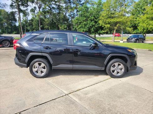 Certified 2024 Toyota RAV4 XLE FWD image 8