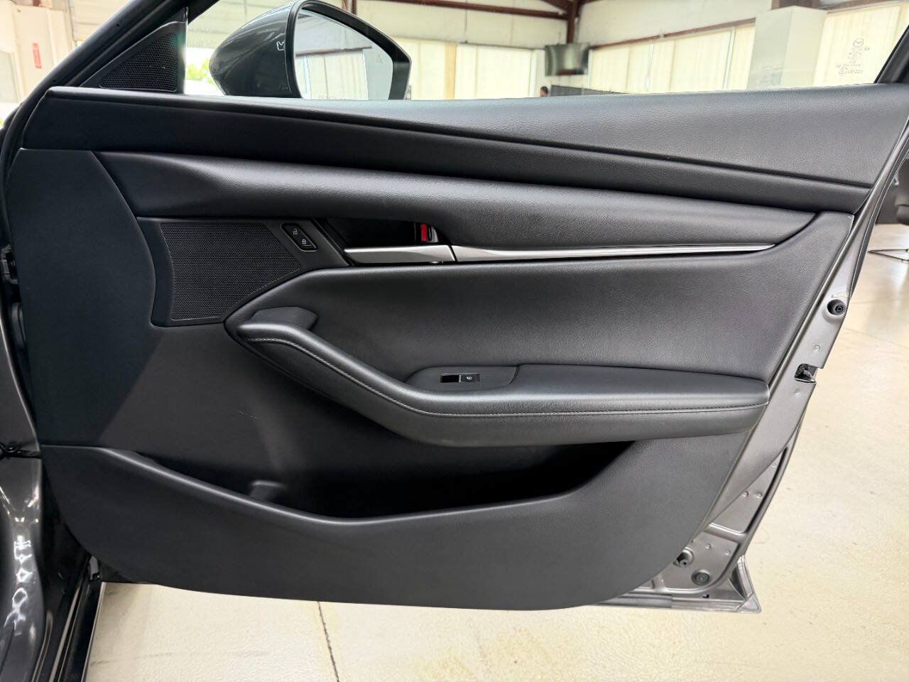Used 2021 MAZDA MAZDA3 s FWD image 16