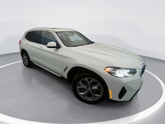 Used 2024 BMW X3 sDrive30i w/ Convenience Package RWD image 1