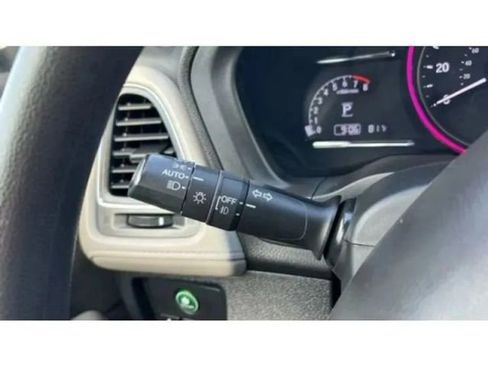 Used 2019 Honda HR-V EX image 31