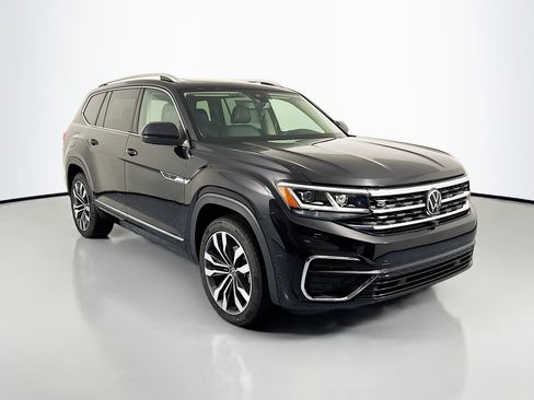 Used 2023 Volkswagen Atlas SEL Premium image 3