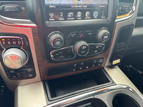 Used 2017 RAM 1500 Laramie w/ Convenience Group AWD/4WD image 13