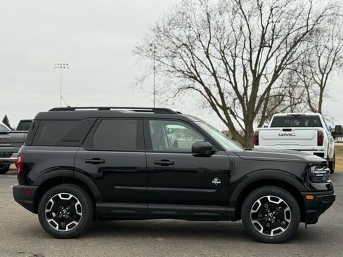Used 2021 Ford Bronco Sport Outer Banks w/ Outer Banks Package (96D) image 38