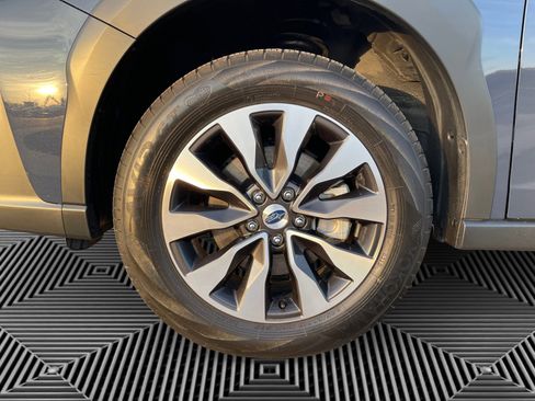 Certified 2025 Subaru Outback Limited image 18