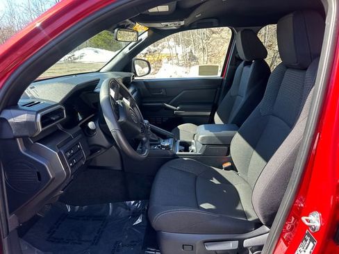 Certified 2025 Toyota 4Runner SR5 image 30