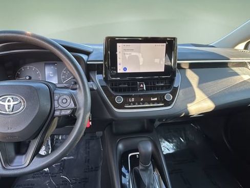 Used 2023 Toyota Corolla LE FWD image 11