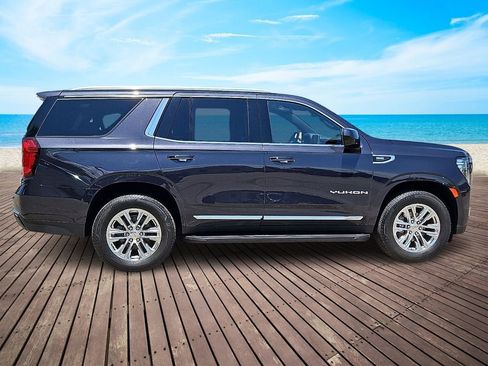 Certified 2023 GMC Yukon SLT AWD/4WD image 7