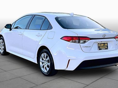Used 2024 Toyota Corolla LE image 11