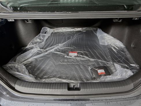 New 2026 Honda Accord SE image 32