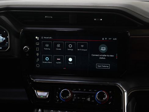 Used 2023 GMC Sierra 1500 Denali Ultimate image 16