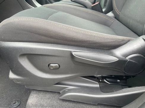 Used 2018 Chevrolet Trax LS FWD image 15