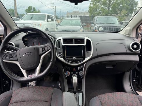 Used 2018 Chevrolet Sonic LT FWD image 18