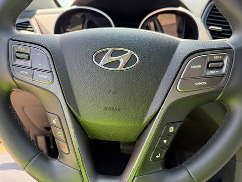 Used 2018 Hyundai Santa Fe Sport image 12