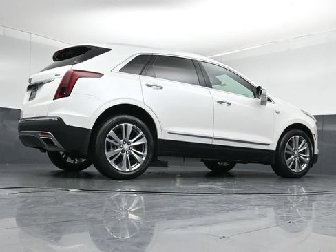 Used 2024 Cadillac XT5 Premium Luxury w/ LPO, Floor Liner Package AWD/4WD image 41