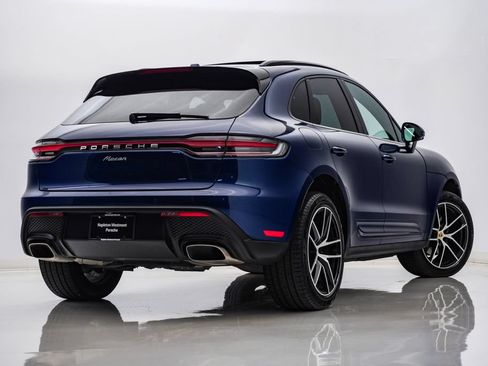 Certified 2026 Porsche Macan AWD/4WD image 11