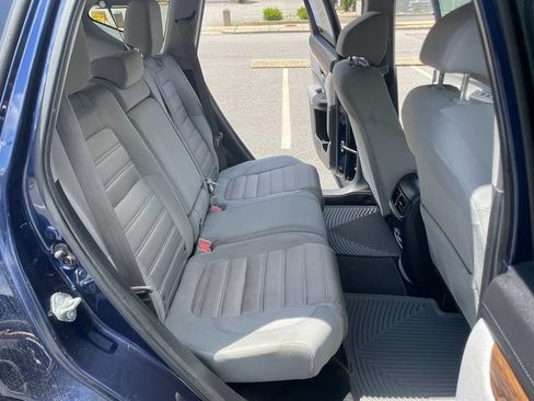 Used 2017 Honda CR-V EX image 27