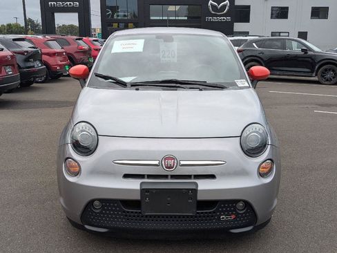 Used 2018 FIAT 500 e w/ Esport Package FWD image 8