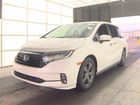 Used 2021 Honda Odyssey EX image 1