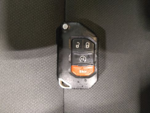 Used 2021 Jeep Wrangler Unlimited Sport AWD/4WD image 32