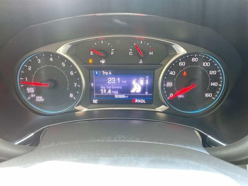 Used 2022 Chevrolet Equinox LS w/ LS Convenience Package FWD image 16