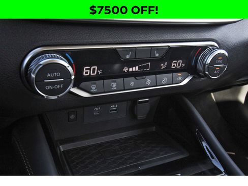 New 2025 Nissan Altima 2.5 SR w/ SR Premium Package image 23