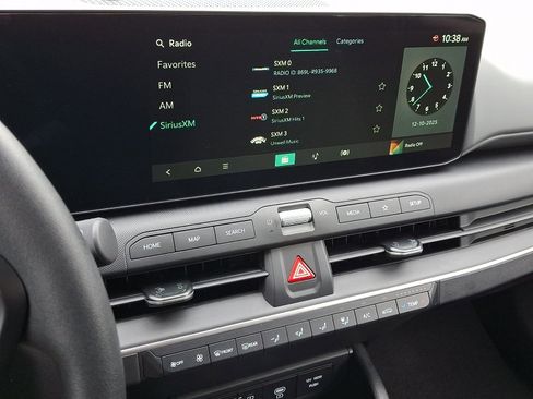 New 2025 Kia K4 LXS image 11